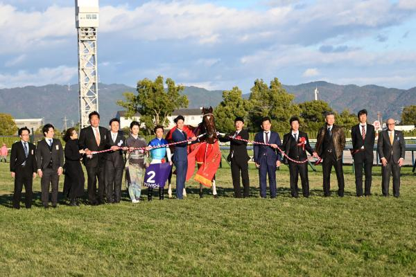 【有馬記念 AI予想】レースの傾向からも魅力十分！ AIの注目馬は素直に信頼して良さそう