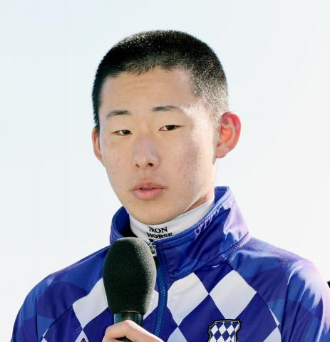 高杉吏麒騎手は首を負傷も自力で歩行　中京1Rで落馬し以降の全9鞍で乗り替わり