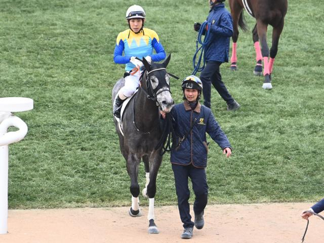 【3歳1勝クラス京都7Rレース後コメント】ドラゴンウェルズ北村友一騎手ら