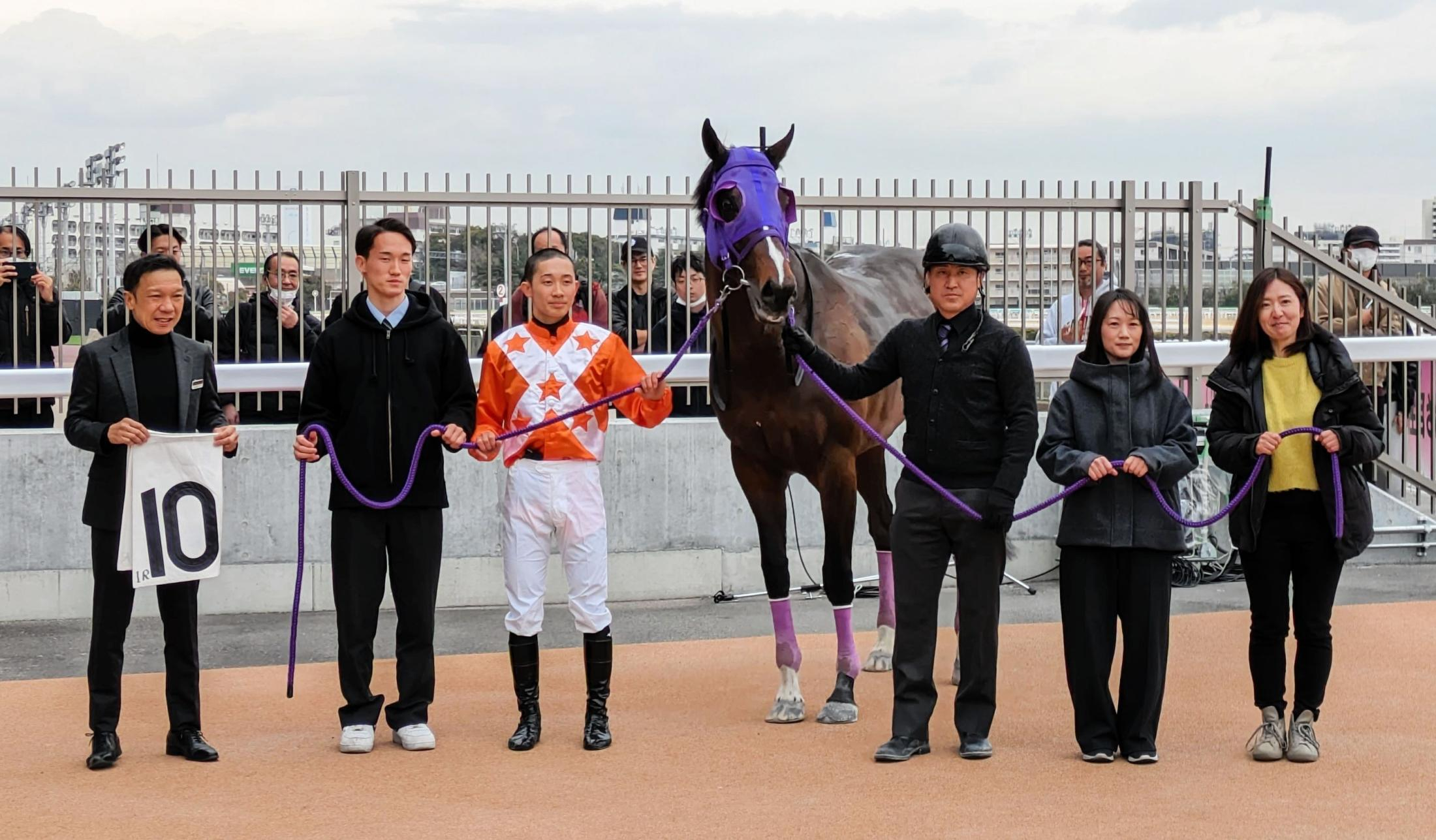 ルーキー舟山瑠泉が船橋競馬“親子タッグ”で地方初騎乗Ｖ「父の馬で勝つのが一つの夢でした」