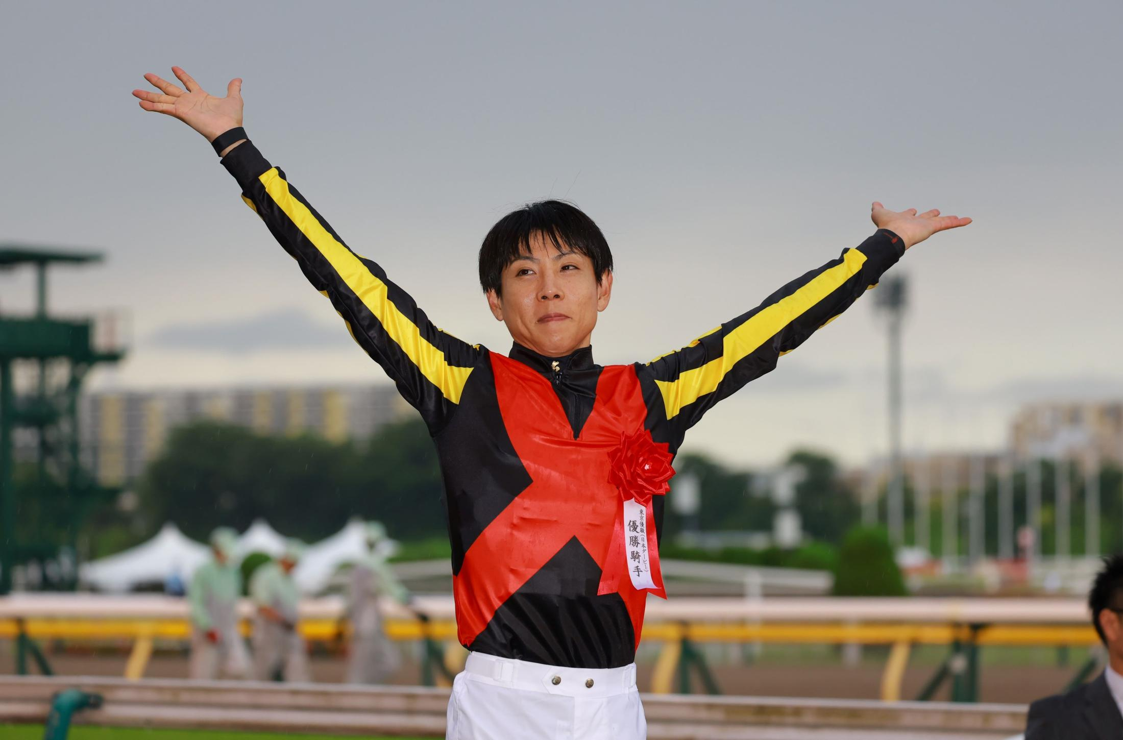 ダービー制覇の北村友がトークショーで秘話明かす　“相棒”クロワデュノール「俺に任せとけ！馬も自信を持っていた」
