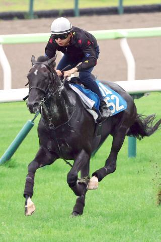 【札幌記念】トップナイフが重賞初V　57歳の横山典弘騎手が重賞最年長V記録更新　3連単130万円超えの大荒れ