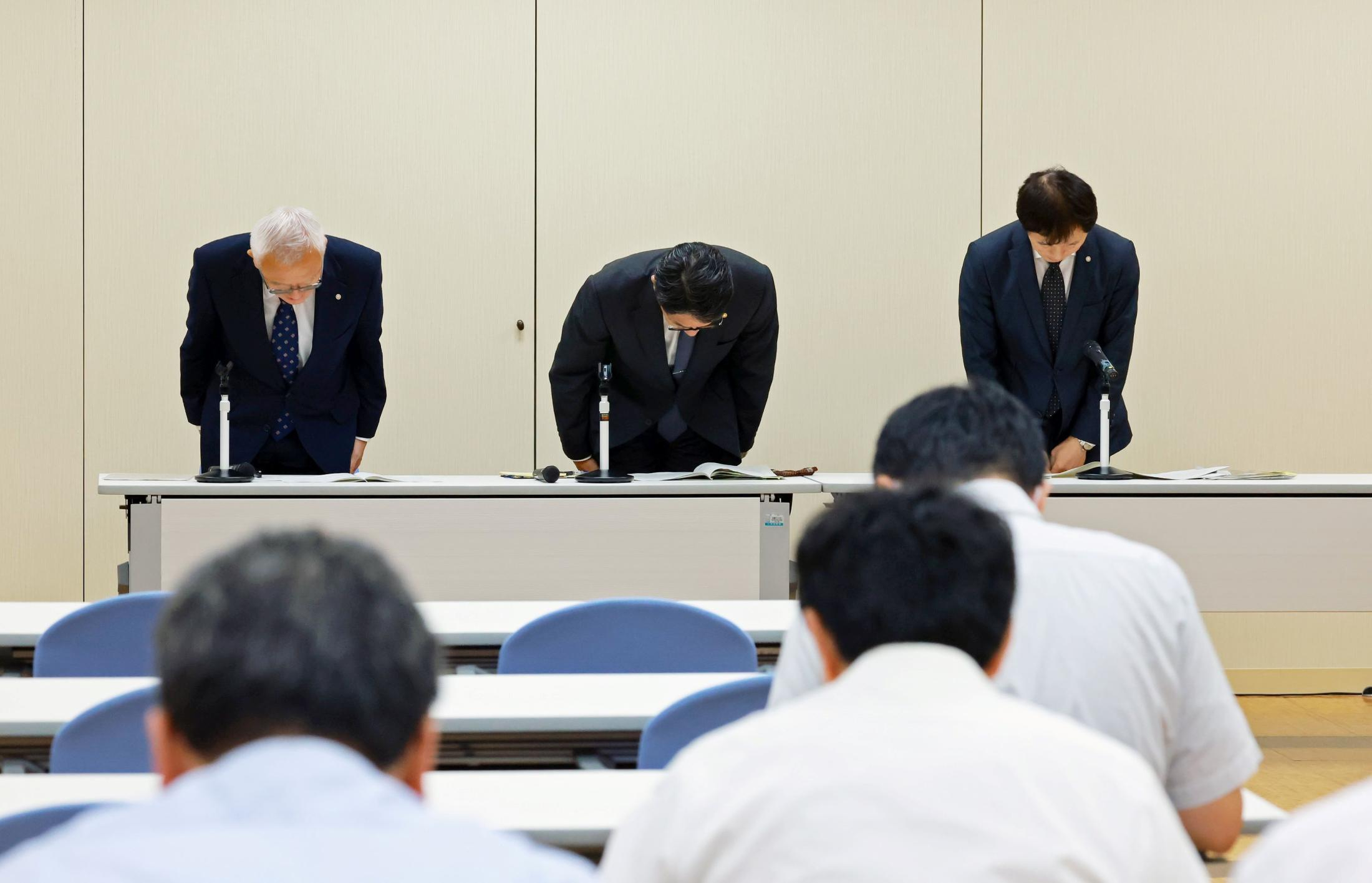 “馬取り違え”はＪＲＡの個体照合時の誤認が原因　「ご心配、ご迷惑をおかけしたと深くおわび」とＪＲＡ　６日札幌５Ｒ２歳新馬戦について記者説明会実施