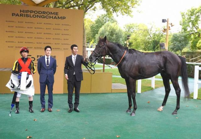 クロワデュノールV　サンデーレーシング吉田俊介代表「勝ち切ってくれた」「馬場を経験できて良かった」