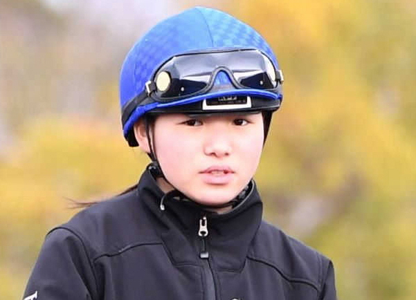 落馬負傷で離脱の小林美駒は6週間以上の休養へ 師匠の鈴木伸師「左の上腕骨の亀裂骨折」と説明
