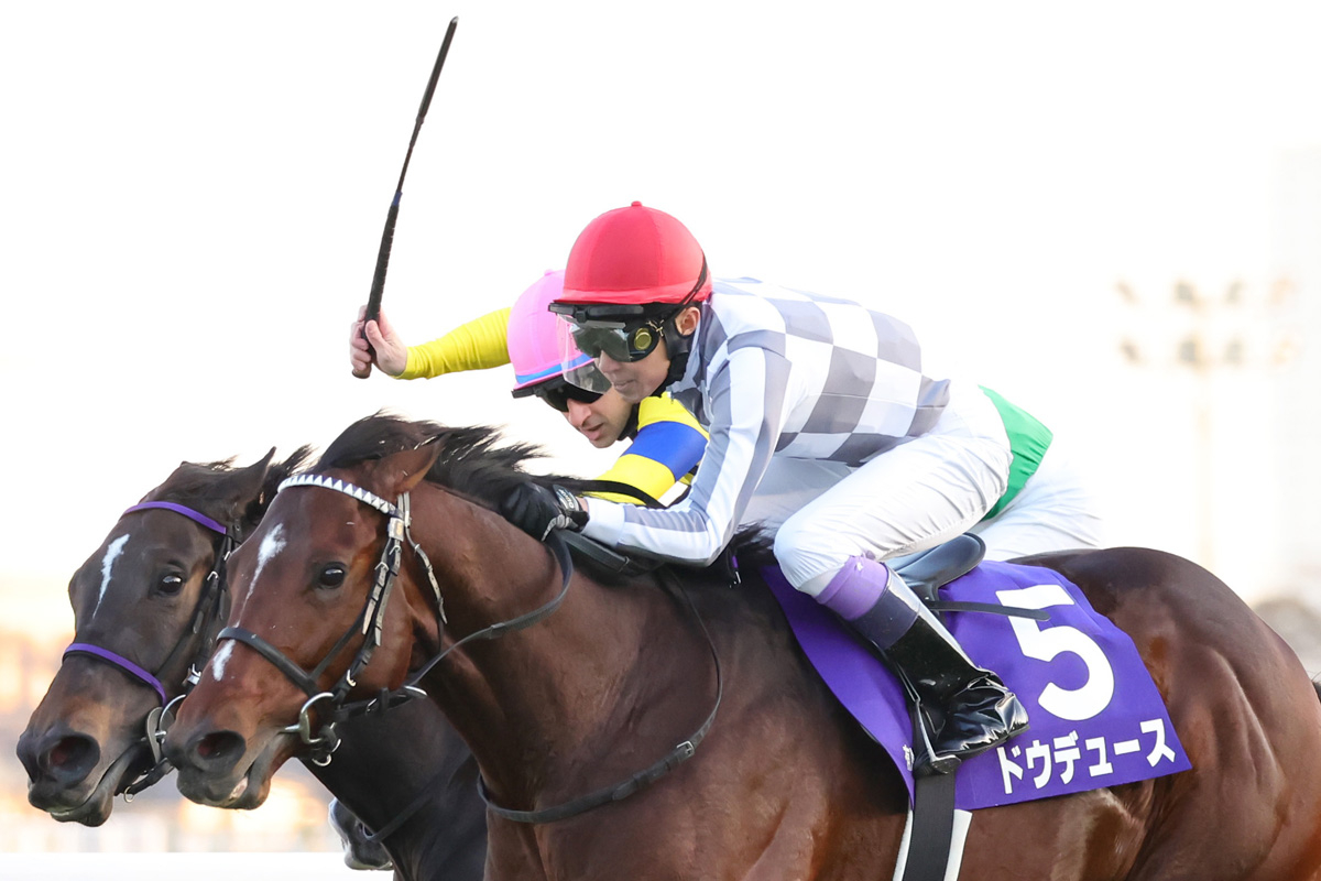 ドウデュースが種牡馬として超えなきゃいけないラインは？