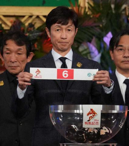 【有馬記念】3枠6番メイショウタバル　武豊　吉兆「ディープインパクトもドウデュースも赤帽子で勝った」