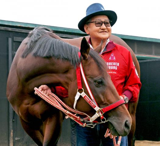 【JRA賞】究極の有言実行で年度代表馬に　道なき道突き進む26年を矢作調教師「この賞に恥じないような成績を」