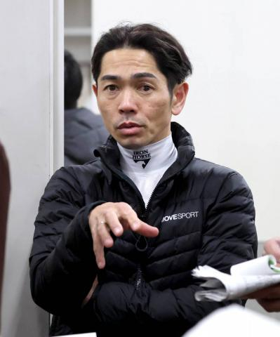 ジョッキーの意見をまとめた戸崎圭太騎手「滑るのが一番怖い」　東京競馬は8R以降が中止に　