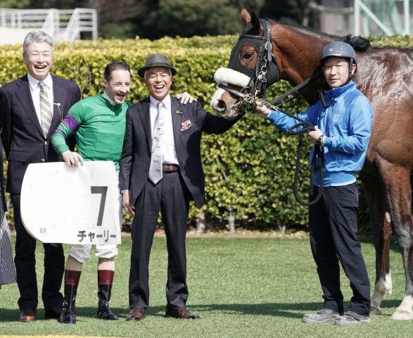 【中山4R】ルメール「いい思い出がたくさんある。レジェンド。寂しくなる」“盟友”国枝師と有終V