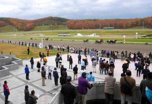 岩手競馬の入場料が従来の半額に　4月6日以降の盛岡、水沢競馬で指定席料も値下げ　岩手県競馬組合発表