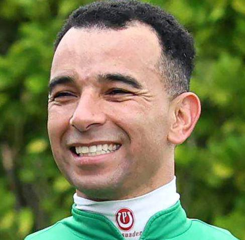 【香港チェアマンズSP】「カーインライジングは怪物」サトノレーヴのモレイラ騎手が19連勝中のライバル絶賛