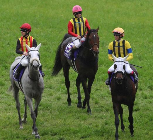 【天皇賞・春】12番人気ヴェルテンベルクが大健闘2着　松若「この着差なので勝ちたかった」