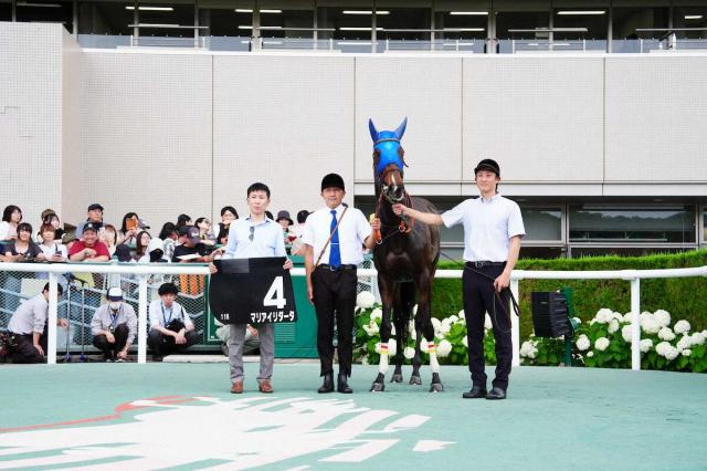 福島競馬開幕初日は異例の高速馬場!芝、ダート、障害の3条件でレコード誕生
