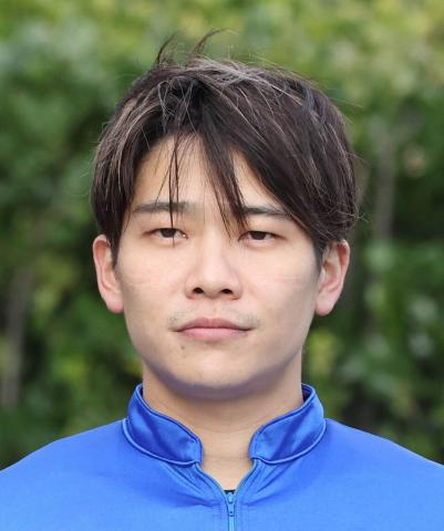 三浦皇成騎手が2日の新潟12Rで乗り替わり　左足の負傷のため　騎手変更になった馬は馬体に故障を発生して競走除外に
