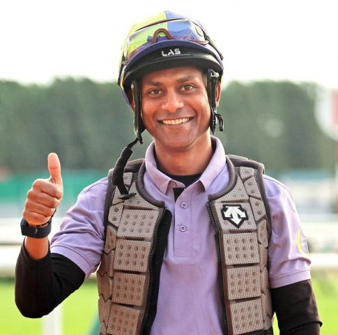 「インドのマジックマン」ナレドゥ騎手が札幌競馬場に初見参　「ディープインパクトのファンでした」